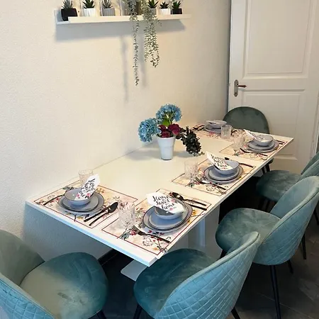 Stylish Two-floor In A Heart Of شقة بازل