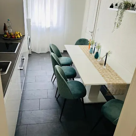 شقة Stylish Two-floor In A Heart Of *