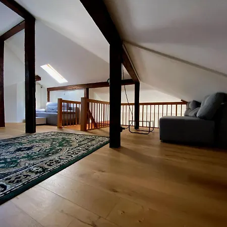 Stylish Two-floor In A Heart Of شقة بازل